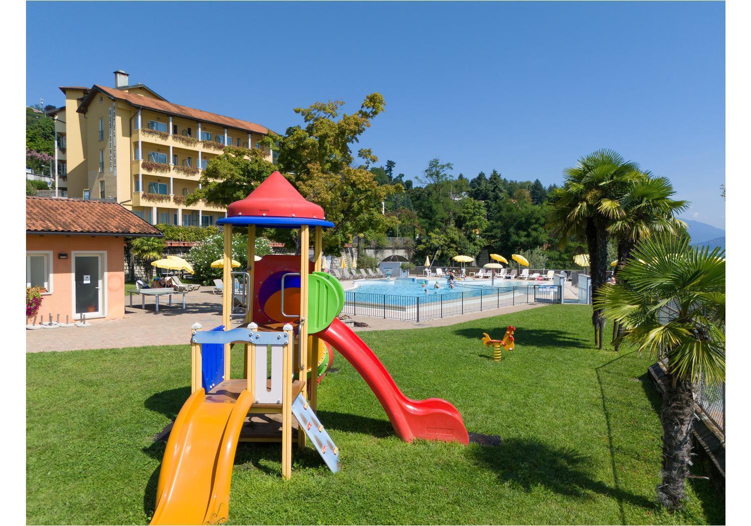 Hotel Residence Zust Verbania Bagian luar foto